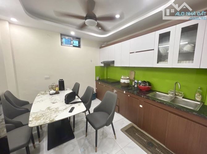 Sát Trần Đại Nghĩa- Dân xây, ngõ 2.5m- 37m- Nhỉnh 7 tỷ - 1