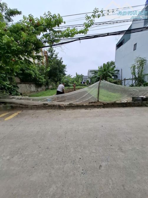 KHẲNG ĐỊNH KO THỂ TÌM ĐƯỢC MẢNH NÀO ĐẸP HƠN, SÁT TĐC VÂN TẢO CẠNH VĐ4, ÔTÔ 7 CHỖ THÔNG - 1