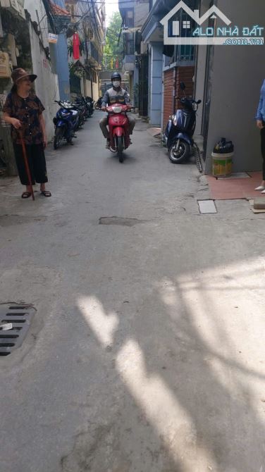 BÁN NHÀ 5T MỚI TINH TẠI XA LA, THANG MÁY, CÁCH 1 NHÀ RA ĐƯỜNG Ô TÔ - 1