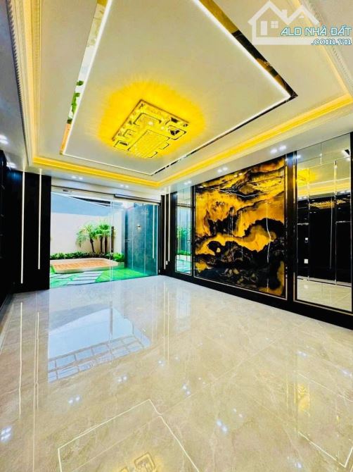 🏠 Quá Đẳng Cấp 14,5 Tỷ- Bán Nhà Mặt Đường Dân Lập Lê Chân HP-Diện tích: 135m² * 4 tầng - 1