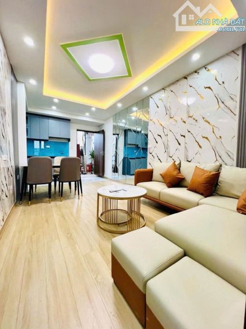 Tập thể Nguyễn Chính 80m 3 ngủ 2 vệ sinh, lô góc đủ nội thất - 1