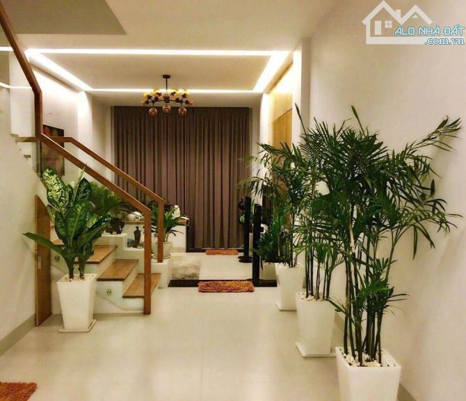 BÁN NHÀ 3TẦNG THIẾT KẾ CỰC ĐẸP - LINH ĐÔNG - THỦ ĐỨC. DT 80M2 ĐƯỜNG 7M - 1