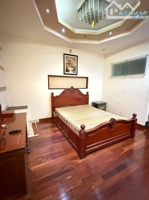 HẺM 6M XE HƠI NGỦ NHÀ - HẺM THÔNG 2 PHÚT TỚI AEON - 74m2 ngang 6M - 6 tầng. Giá 13 TỶ TL - 1
