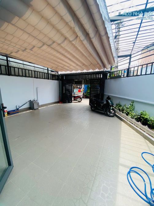 Cho thuê Villa 8x20 đúc 1lầu 4PN sân để xe rộng rãi - 1