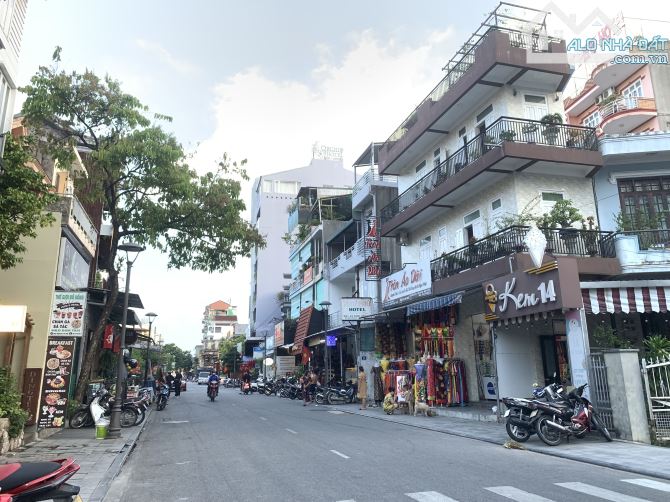 BÁN KHÁCH SẠN KIỆT NGUYỄN CÔNG TRỨ Thông NGUYỄN THÁI HỌC - 1
