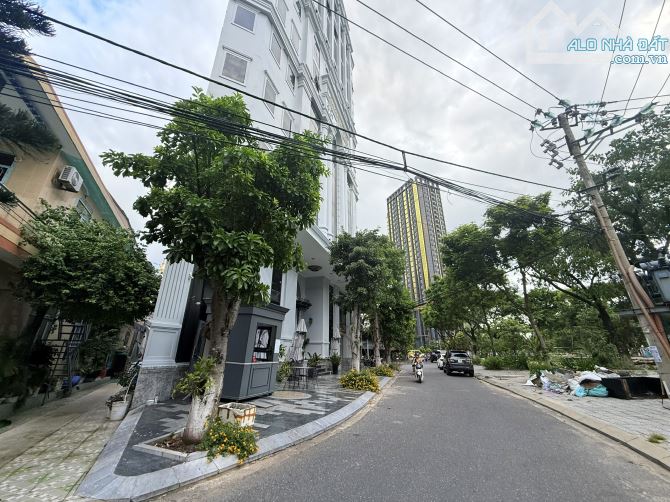 NHỈNH 9 TỶ BÁN NHÀ 2 TẦNG LÔ GÓC HẢI CHÂU 100M2 - 1