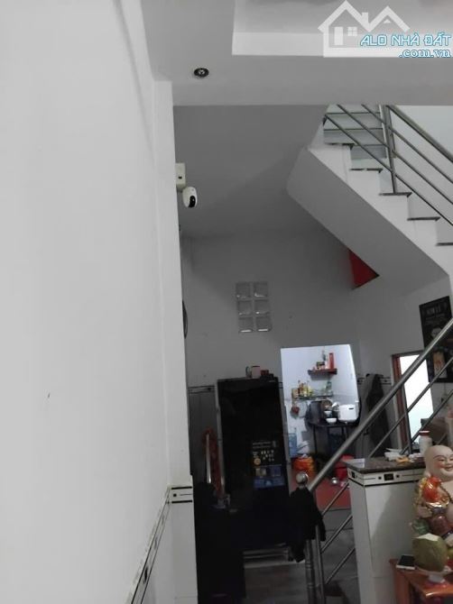 Bán nhà đường MT 9m. Bùi minh trực p5 q8. 42m2. Chỉ 6,3tỷ - 1