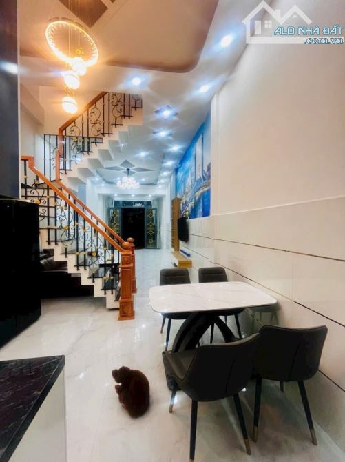 BÁN NHÀ ĐẸP Bình Tân - Xe hơi ngủ trong nhà – 3 tầng (48m2) 4pn – giá chỉ :5.94 tỷ - 1