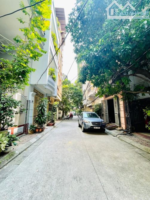 BÁN NHÀ PHÂN LÔ Ô TÔ TRÁNH PHỐ NGUYỄN CÔNG HOAN - 40M2 - 3.7M MẶT TIỀN - 16.2 TỶ - HIẾM - 1