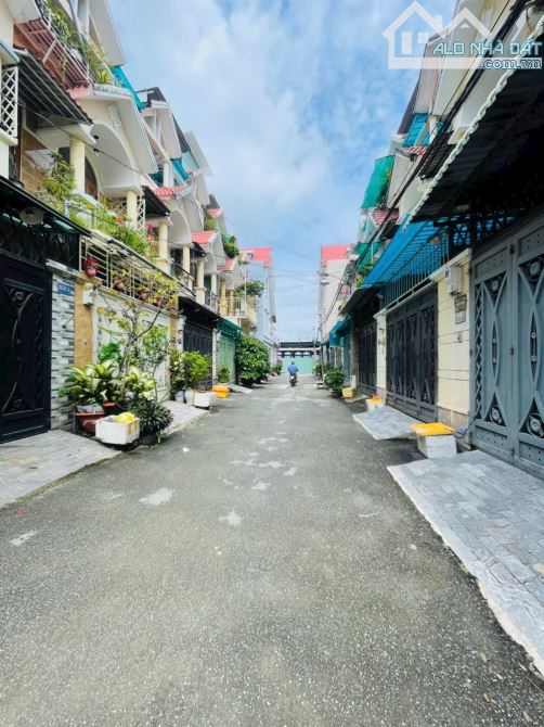 Bán nhà khu VẠN XUÂN, THẠNH XUÂN 24 Q12_ 3 tầng_ 4x13m chỉ 5ty350 - 1
