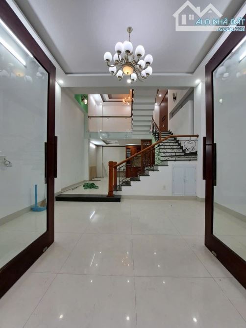 🛑 CHO THUÊ NHÀ 4 TẦNG ĐƯỜNG : BÀU HẠC 8 - 3PN - 3WC - 1