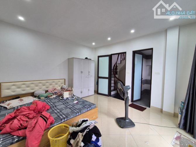 Nhà Đẹp - An cư - Phố Vip Lê Trọng Tấn - 30m2- 5 tầng- Chỉ 8 T - 1