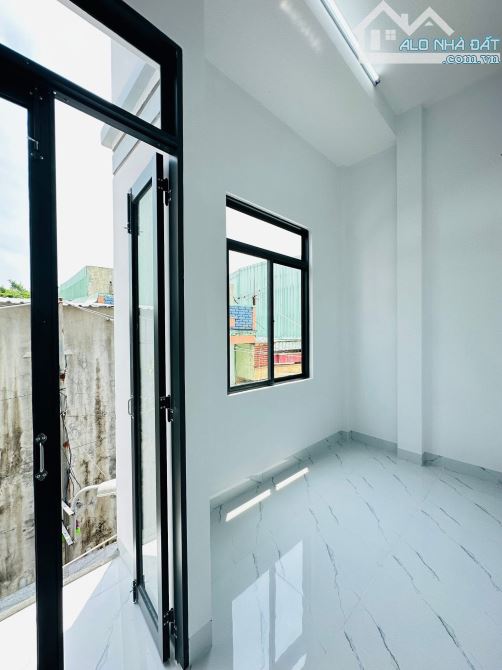 Bán nhà hẻm rộng  can  đuòng tháp đôi - 1
