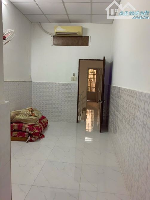 Bán nhà Nguyễn Văn Nghi - 30m2 - hxh - chỉ 3.8 tỷ - 1