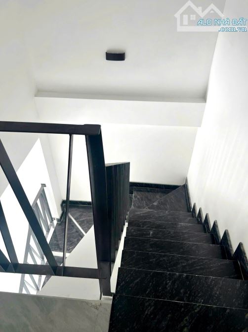 Bán nhà 2 tầng, 53m2, Lê Văn Lương, nhà mới xây, dọn vào ở ngay - 1