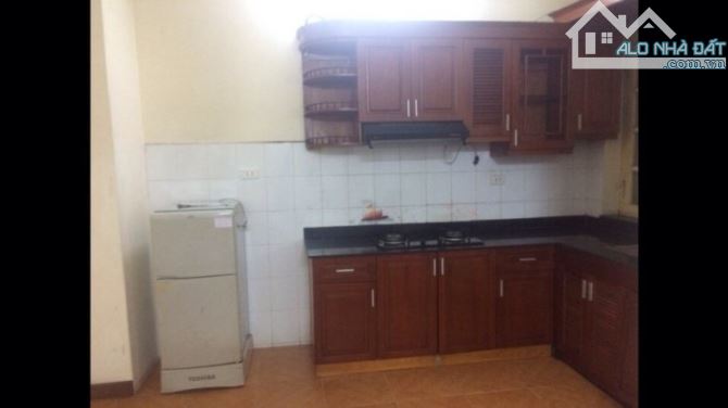 Cho thuê căn hộ tại N3B Lê Văn Lương. 60m2, 1 phòng ngủ + 1 đa năng, gần đủ đồ, 11tr/tháng - 1