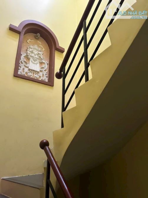 BÁN GẤP NHÀ NHẬT TẢO- TT QUẬN 10 – VỊ TRÍ VÀNG –HẺM THÔNG 4 TẦNG BTCT- 7.5 TỶ còn TL - 1