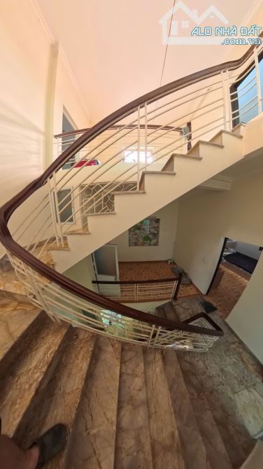 CHUYỂN NHƯỢNG  BIỆT THỰ MINI 3 TẦNG – DÂN XÂY ĐƯỜNG LÊ LAI GẦN CẦU HOÀNG GIA. - 1