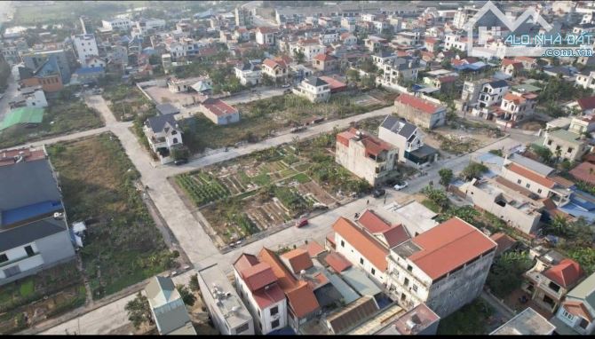 PHÂN LÔ ĐỐNG QUÁN THUỶ SƠN giá chỉ có 6,9x tỷ vuông đường rộng 12,5m không đâu rẻ hơn ạ. - 1