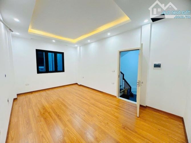 Nhà đẹp Văn Hương, lô góc full nội thất. Ngõ to nông rộng - 1