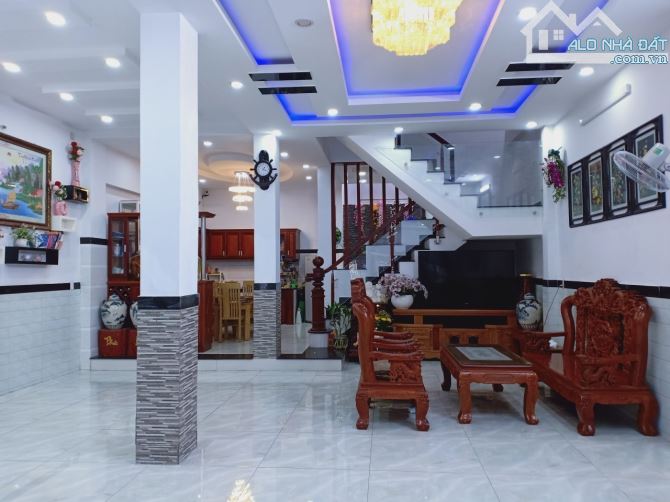 BÂN BIỆT THỰ PHAN HUY ÍCH, P15, TÂN BÌNH, DT 7X14M, 4 LẦU, 8PN, 12,6 TỶ - 1