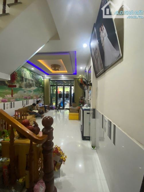 🌳BÁN NHÀ 3 TẦNG MẶT TIỀN ĐƯỜNG NGUYỄN CÔNG HOAN, GIÁ CỰC SỐC🔥🔥🔥 - 1