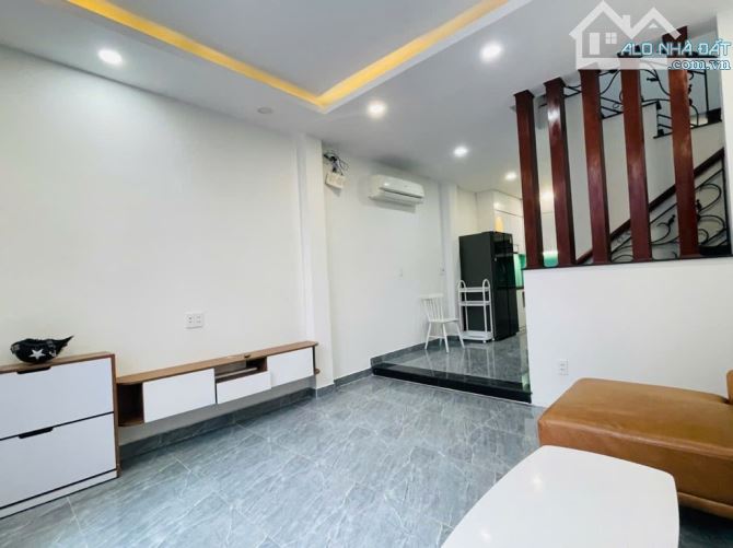 LÔ GÓC, GIÁ RẺ, 2 TẦNG, SHR, FULL NỘI THẤT, TRẦN XUÂN SOẠN, QUẬN 7. NHỈNH 100TR/M2 - 1