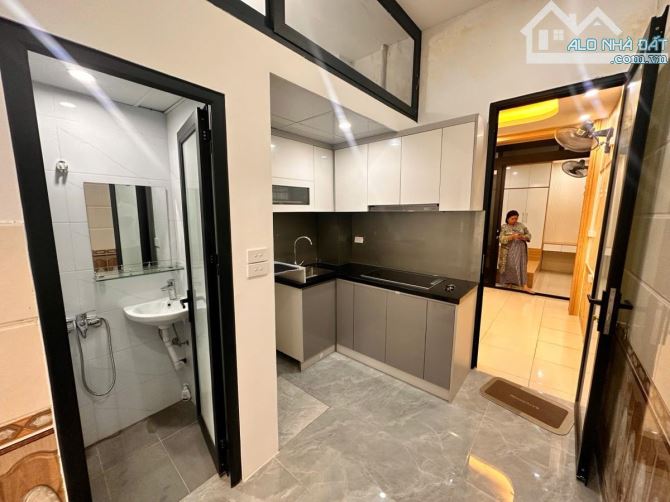 Bán nhà phố Bùi Xương Trạch, 35m2, 1tầng, ngõ ba gác tránh giá 2.6tỷ - 1