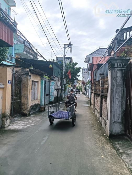 Ô tô 7 chỗ ngủ trong đất giá hơn 1 tỷ 👉 chương dương -thường tín - 1