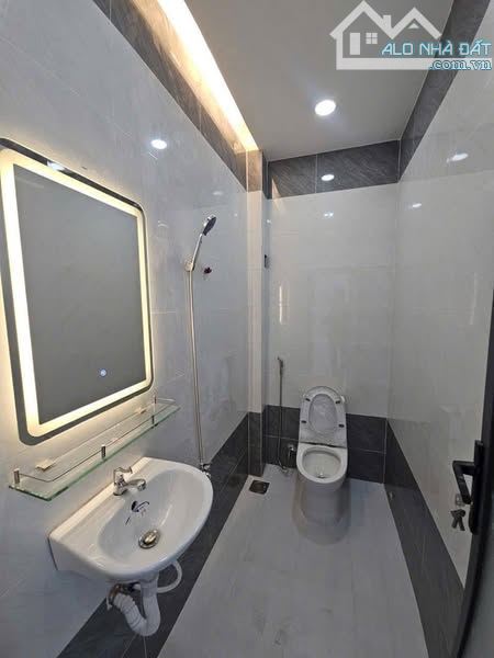 BÁN NHÀ ĐẸP 2 TẦNG BTCT 4X14 CN56M2 SỔ VUÔNG A4 HẺM NHỰA 6M GÒ DẦU GIÁ CHỈ 5.6 TỶ - 1