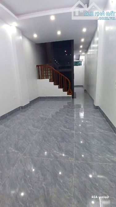 51M2 - PHÂN LÔ, Ô TÔ 7 CHỖ VÀO NHÀ, 6 TẦNG THANG MÁY, 2 THOÁNG - CẦU GIẤY SÁT TÂY HỒ - 1