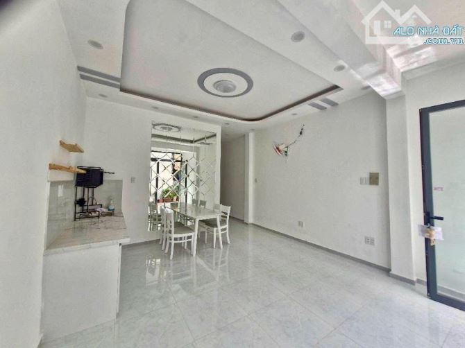 NHÀ MỚI VÕ VĂN HÁT,LONG TRƯỜNG,QUẬN9 DT: 4.3*12.3M,53M GIÁ 3.7 TỶ TL - 1
