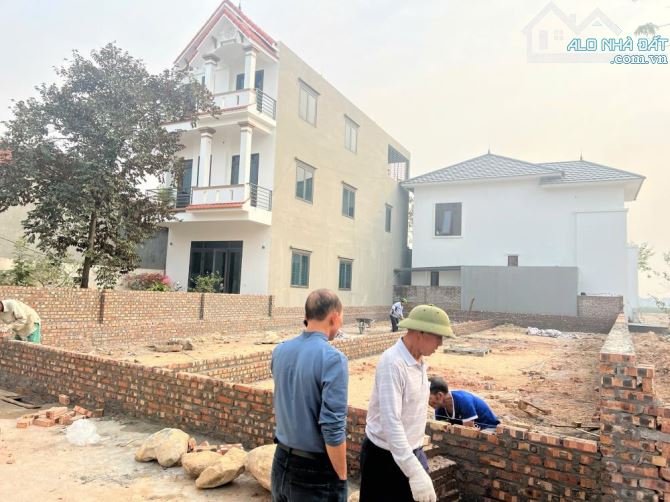 Bán đất Đại La 268m2 mảnh đất vàng vị trí đẹp 140 tỷ - 1