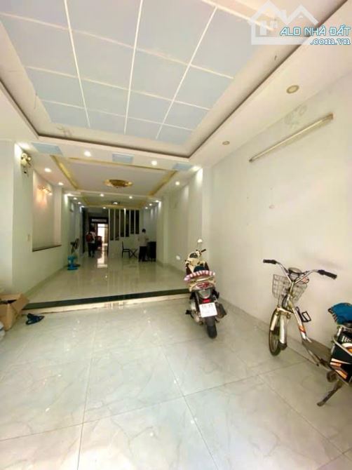 Nhà 4 tầng  4.2x34m  Nguyễn Tư Giản  P12  Gò Vấp  Hẻm 8m  Giá 15.5 tỷ còn TL - 1