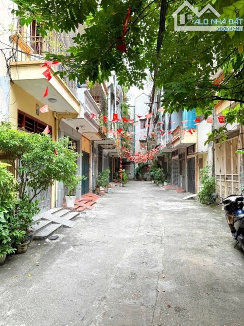 Bán Nhà Phân Lô - Nhĩa Tân - Ô Tô 🚘 Tránh . 4 Tầng , 10.8 Tỷ - 1