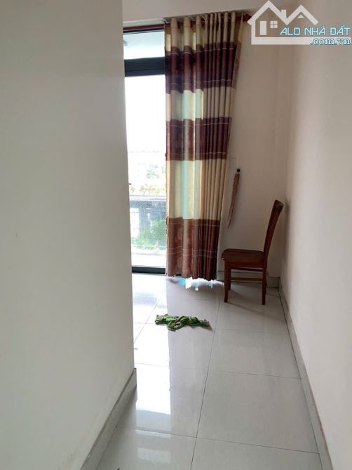 Chính chủ cần bán nhanh căn nhà 3 tầng mặt tiền đường nguyễn công hoan - 1