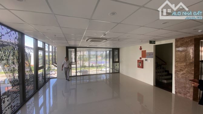 BÁN TOÀ VĂN PHÒNG 8 TẦNG ĐƯỜNG 2/9, HẢI CHÂU, 130M2 NGANG 8M, GIÁ 4x TỶ - 1