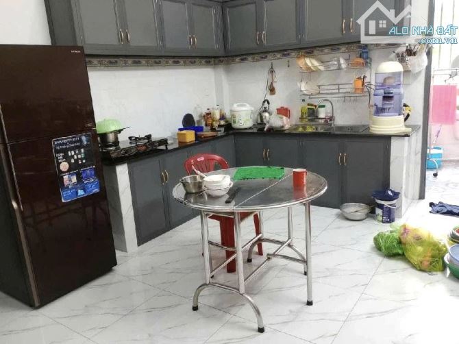 CHỦ GẤP BÁN - Nhà 2 Tầng hẻm 5m thông đường NGUYỄN THỊ DA, Bình Mỹ, DT 68m2 (4 x 16). - 1