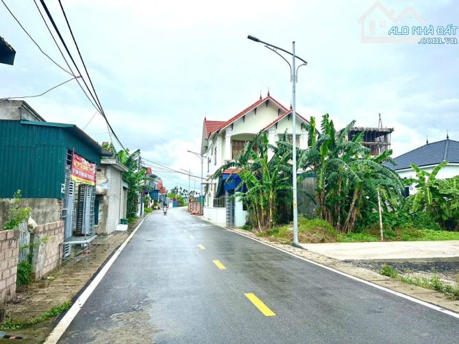 Siêu phẩm mới tinh giá tốt nhất thị trường. Lô trục liên thôn Lâm Động 72,3m đường 8m - 1