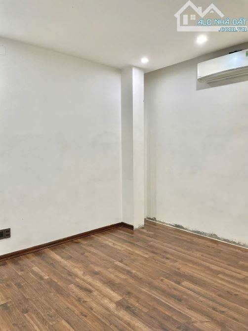 TOÀ CĂN HỘ 5 TẦNG NGAY PHAN THANH 18 PHÒNG  SẴN DÒNG THU TỐT CHỈ 8 TỶ - 1