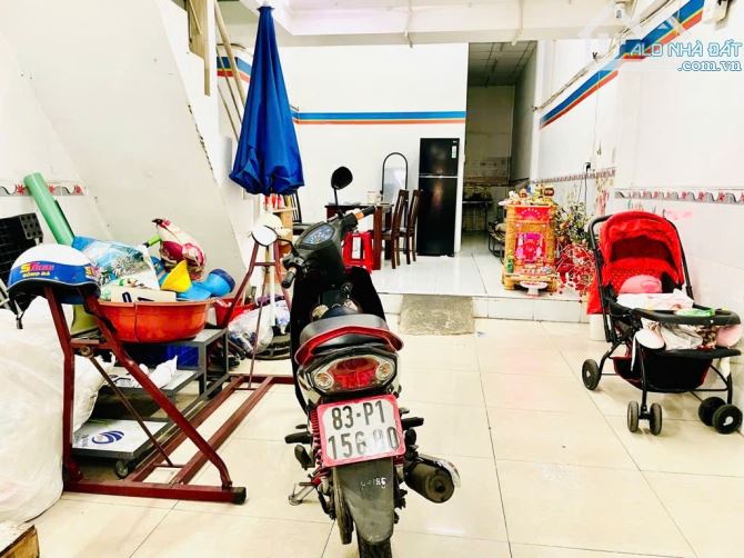 HẺM TO NHƯ MẶT TIỀN-NGANG 8M RỘNG GIÁ TỐT-DÒNG TIỀN CAO-NHÀ 8X22-3 TẦNG-KHUÔNG VIỆT TÂN PH - 1