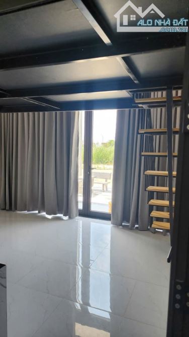 📌📌📌LÀM VIỆC TRỰC TIẾP GIÁ TỐT !!!✅bán căn hộ 3 tầng ,9 phòng khu fpt ngũ hàng sơn - 1