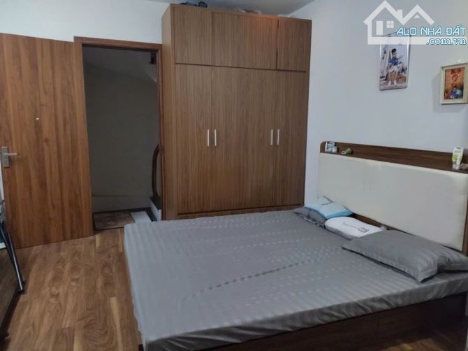 Cho thuê nhà nguyên căn ngách 269 Ngõ Quỳnh, Quỳnh Lôi, Hai Bà Trưng. DT 35m x 5 tầng, - 1