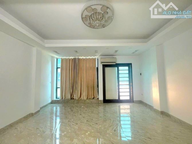Cần bán gấp bán nhà riêng Mỹ Đình kinh doanh  37m, 5 tầng, 6 ngủ giá chỉ nhỉnh 7 tỷ. - 1