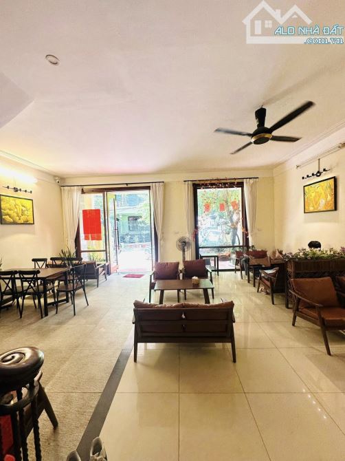Bán Nhà Phố Đội Cấn Ba Đình 109m2-4T MT6,8m P/Lô 2 Ô Tô Tránh 42 Tỷ Có Thương Lượng. - 1