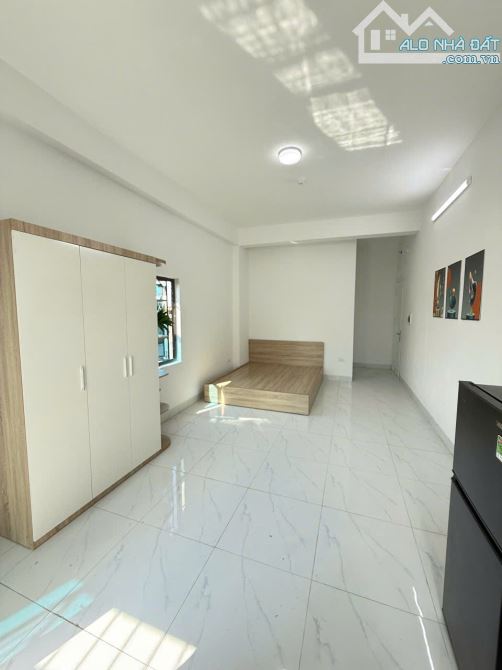 Cho Thuê CCMN 264 Định Công Hoàng Mai 30m2 Studio Cửa Sổ Ban Công Thang Máy Ngõ Ba Gác 20P - 1