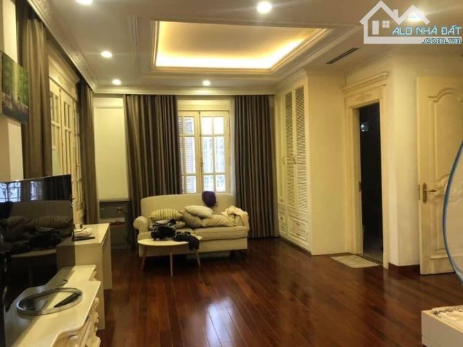 Bán nhà Biệt Thự Mỹ Đình 2, 200m2, 4 tầng, mặt tiền 10m, ô tô tránh, nhỉnh 60 tỷ - 1