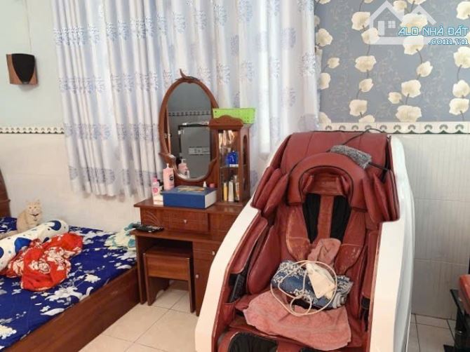 Bán nhà hẻm xe hơi đường thống Nhất, Gò Vấp, 4 lầu, 8.3 tỷ - 1