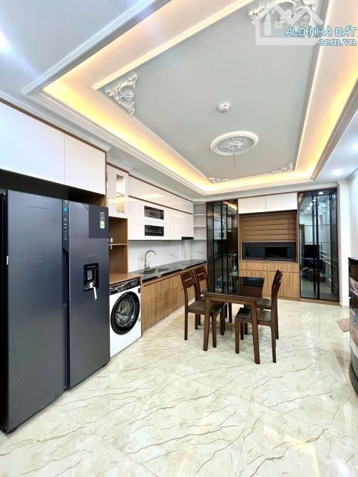 Bán nhà Hoàng Hoa Thám Ô tô đỗ cửa, Ngõ thông Kinh doanh DT 58m 15 tỷ - 1