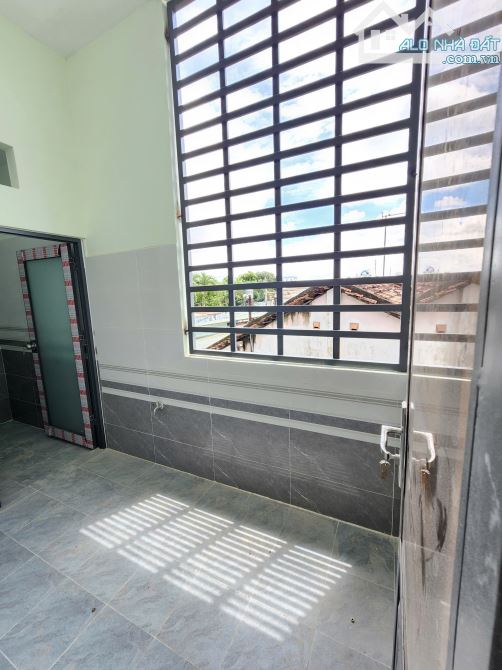 Bán nhà 1 trệt 1 lầu MT đường Cây Da P.Tân Bình Tp Dĩ An chỉ 6 tỷ 5 TL M7044 - 12